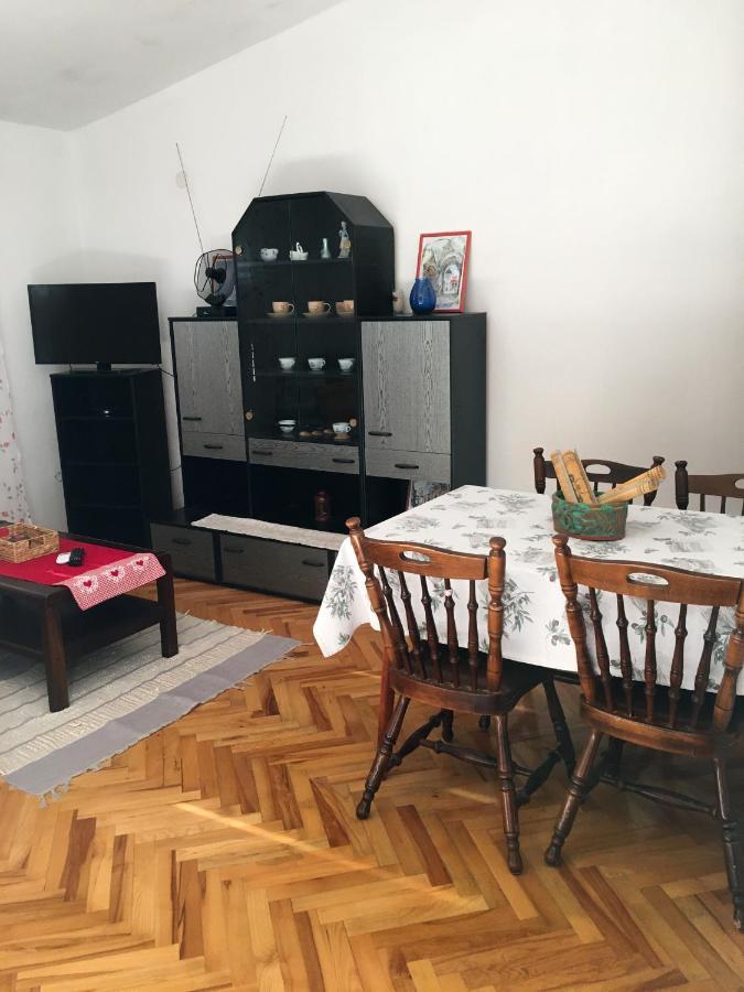 Apartman Suky Sukosan Luaran gambar